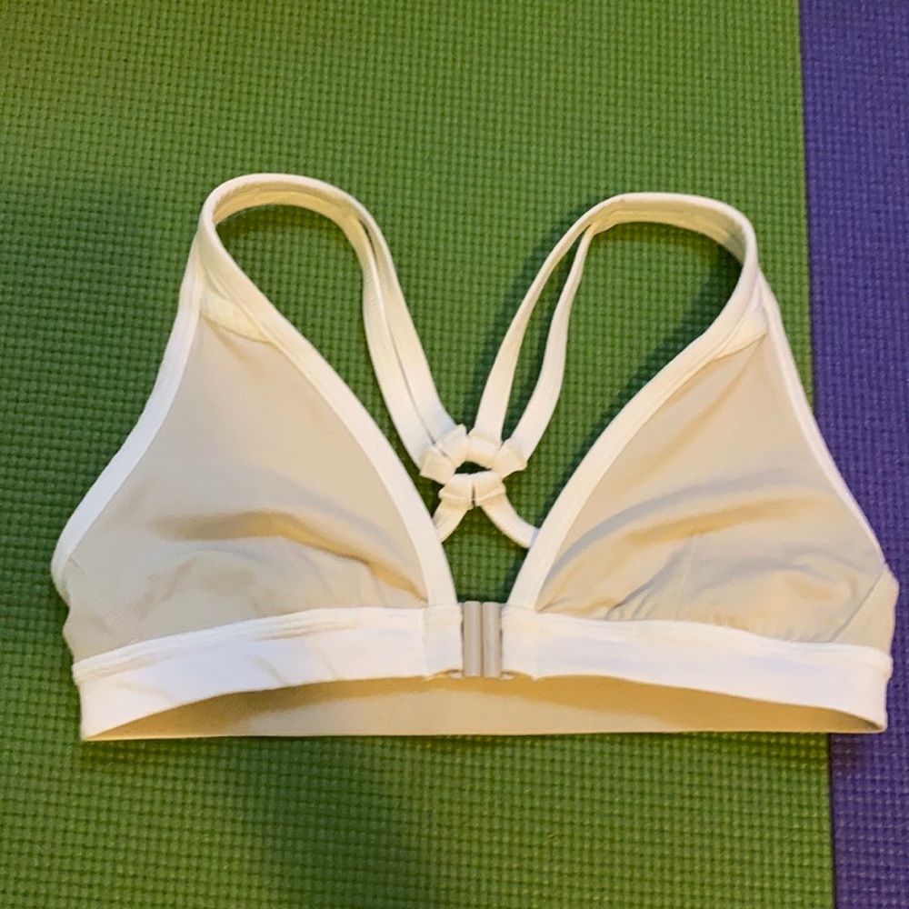 Lululemon bra